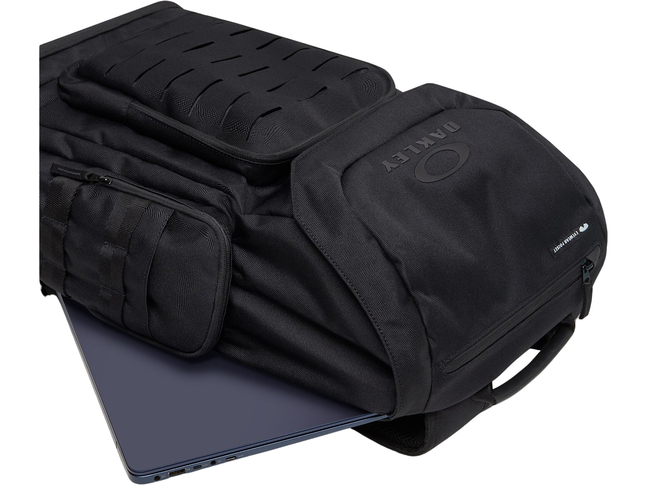 Oakley Urban Ruck Pack Backpack Blackout