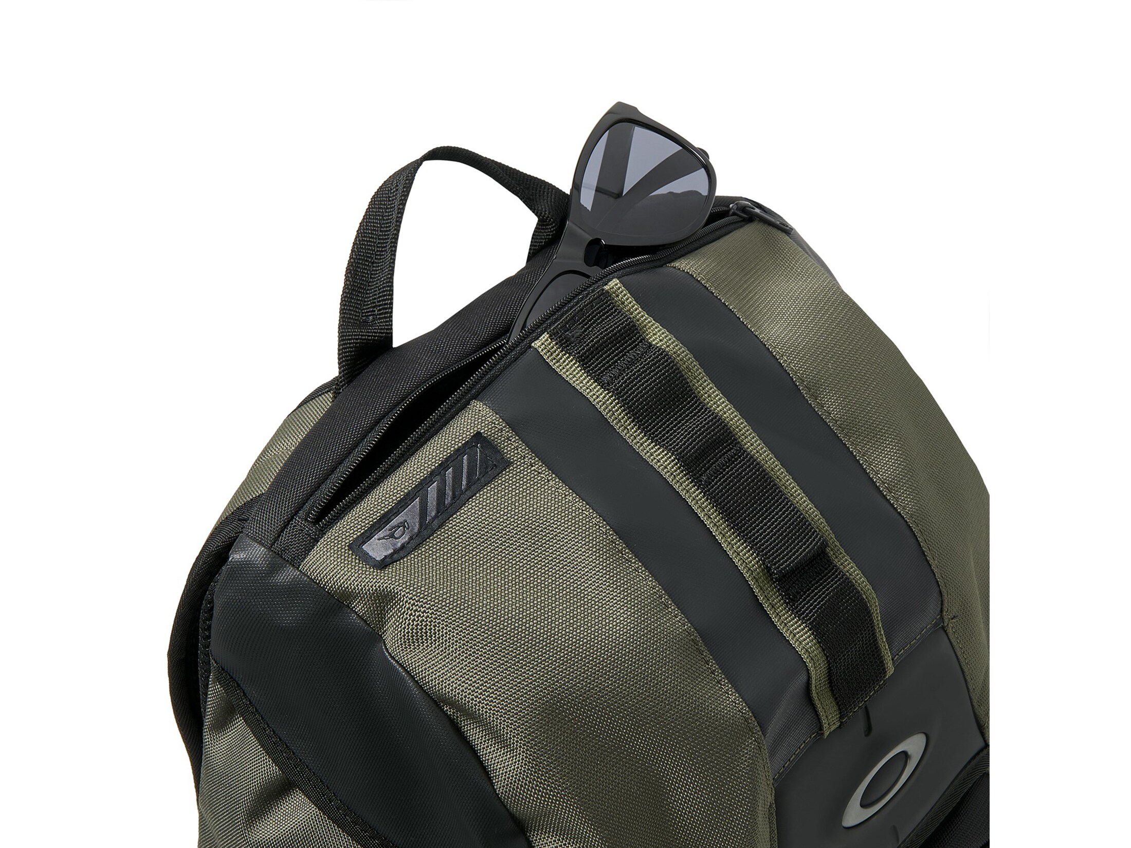 Oakley gearbox lx 2025 backpack dark brush