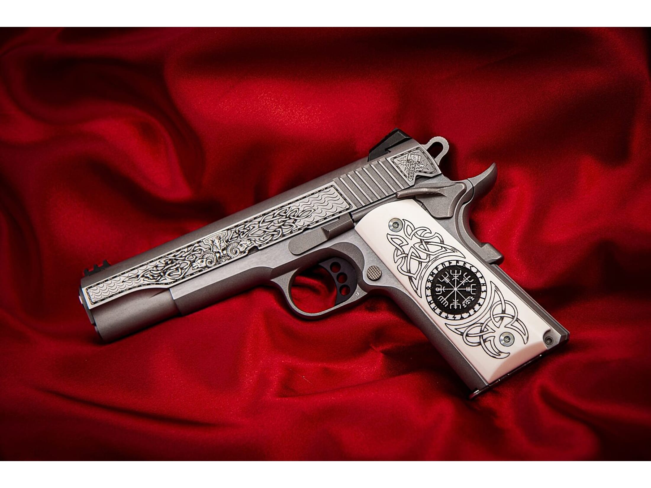 トイガン COLT10mmAUTODELTAELITE Colt Delta Elite Thor 10mm Auto Pistol 5 Barrel 8+1 Round Engraved