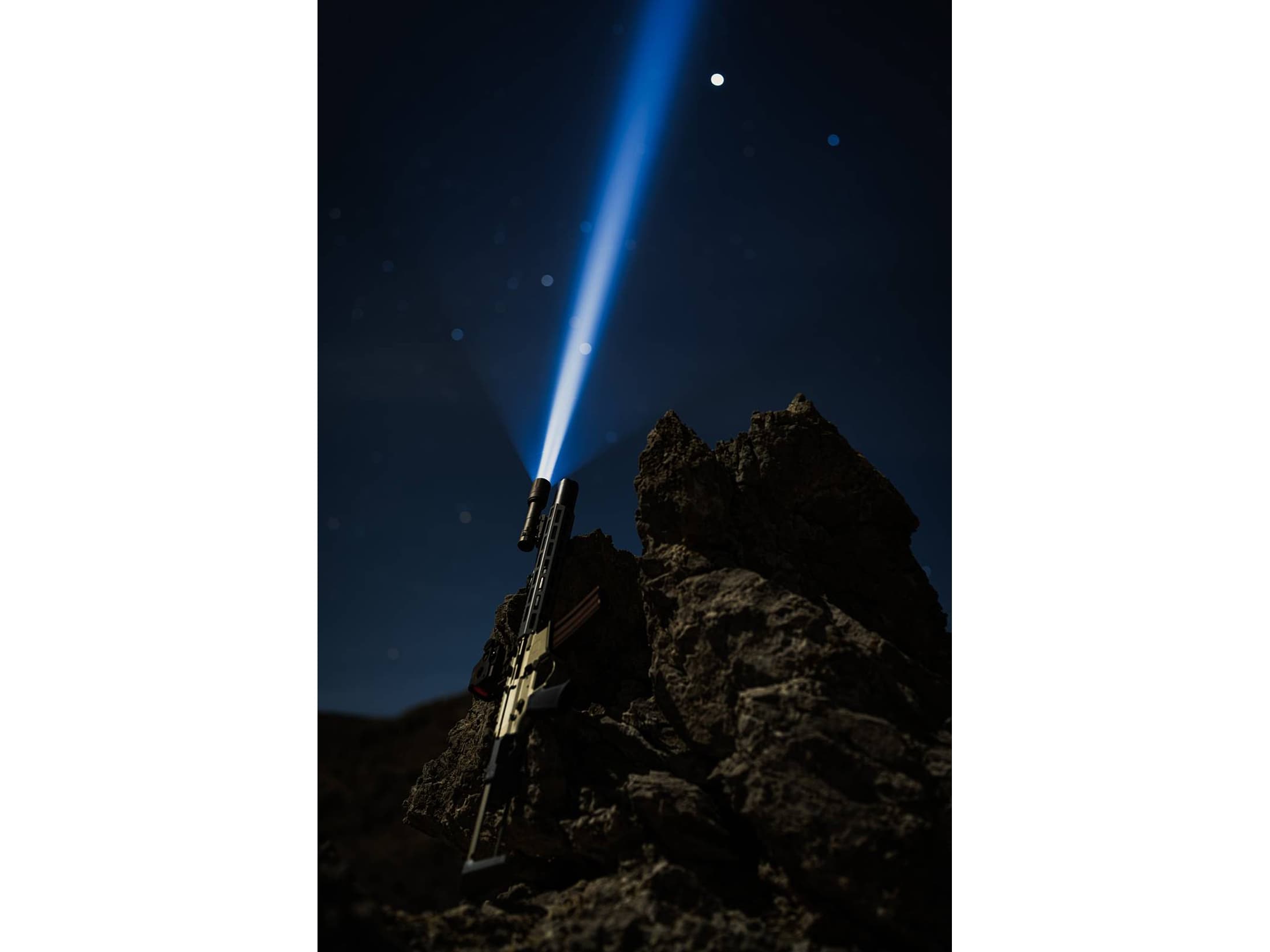 Cloud Defensive REIN 3.0 Weapon Light Picatinny Rail FDE