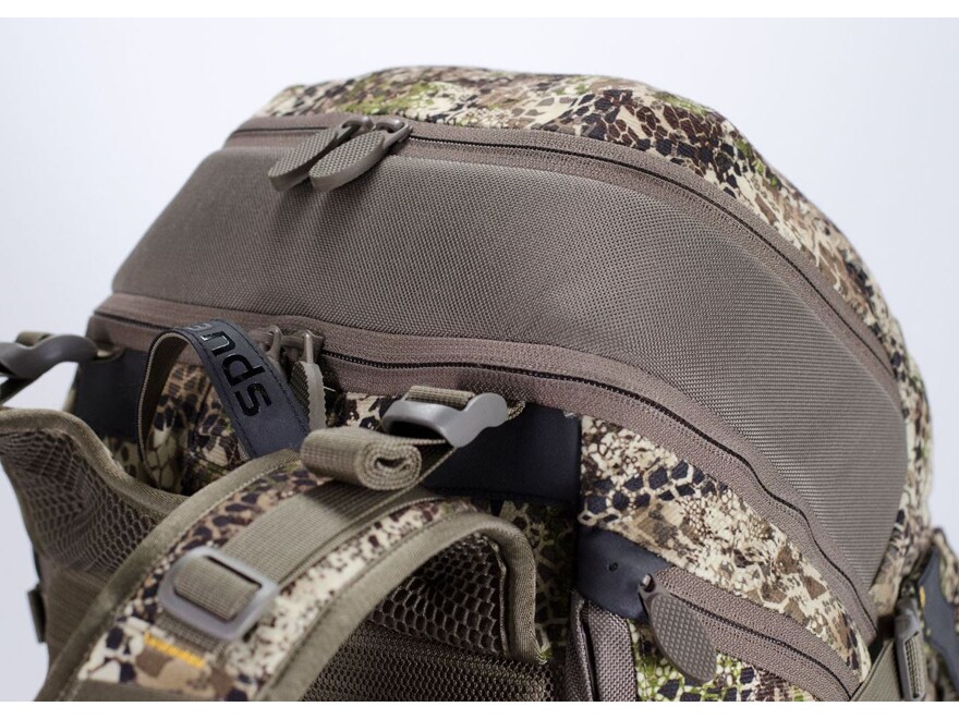 badlands ascent backpack