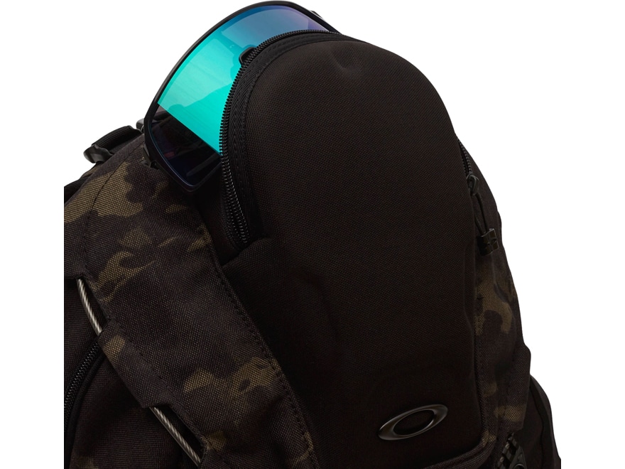 Oakley FOS900549 - 23L Utility Backpack