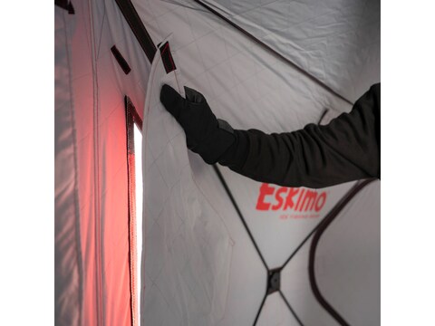 Eskimo OutBreak 650 XD Insulated Ice Fishing Shelter