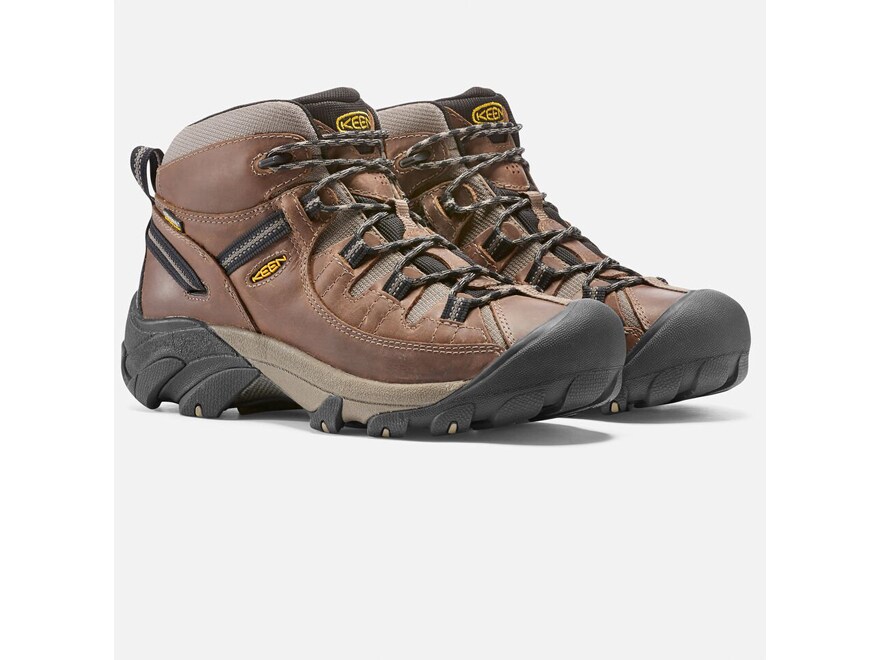 hiking boots leather vs synthetic