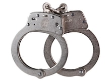 Handcuffs & Restraints in Range Gear