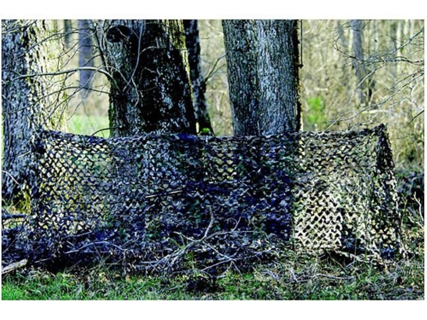 Camo Systems compactable hunting blind provides a large area of camouflage ...